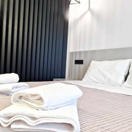 Agnanti-Apartments B 니키티 외부 사진